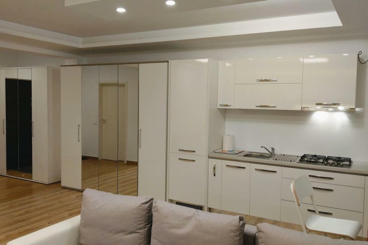 בוסטאני Studio 10 מראה חיצוני תמונה